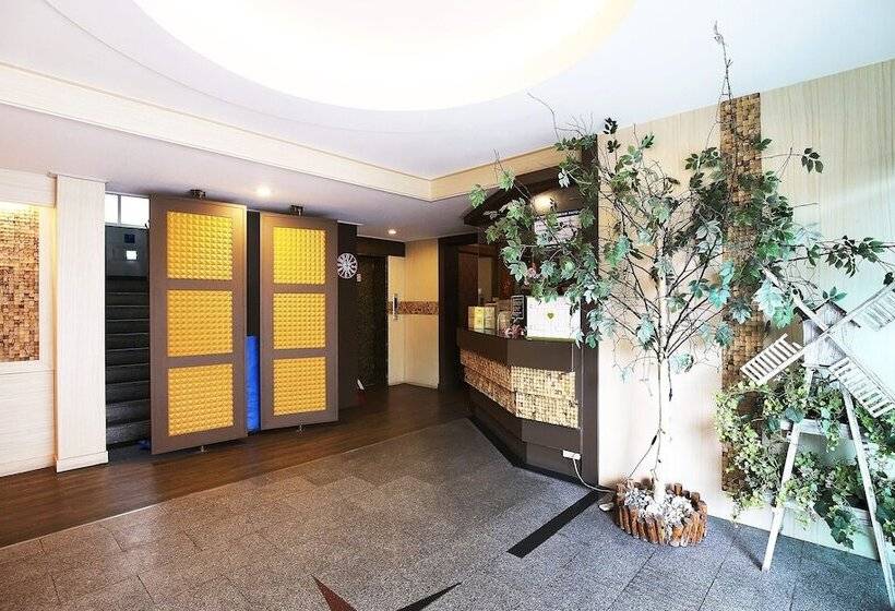 Boryeong  Coconut Motel