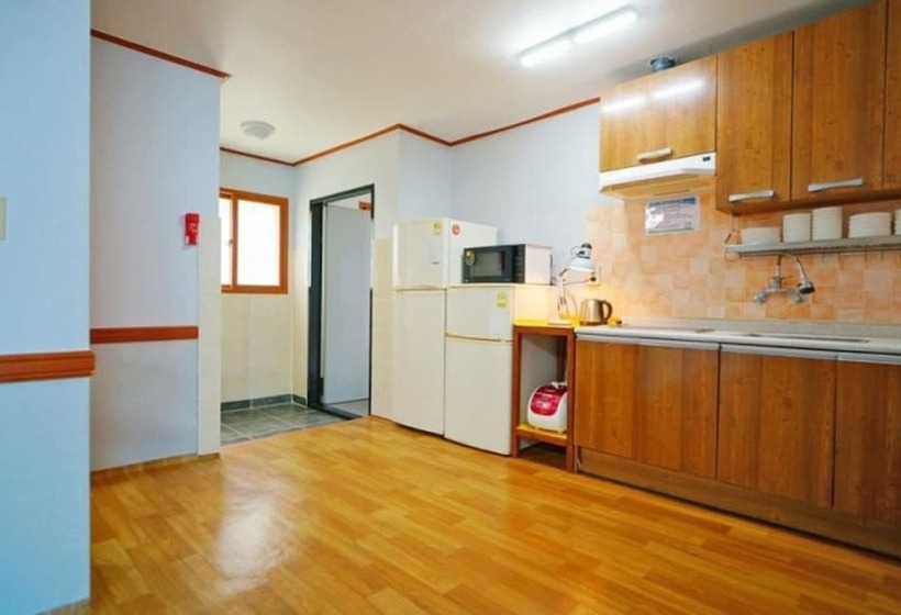 Buan Bada Punggyeong Pension