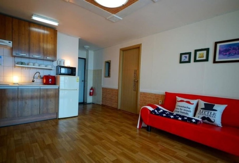 Buan Bada Punggyeong Pension