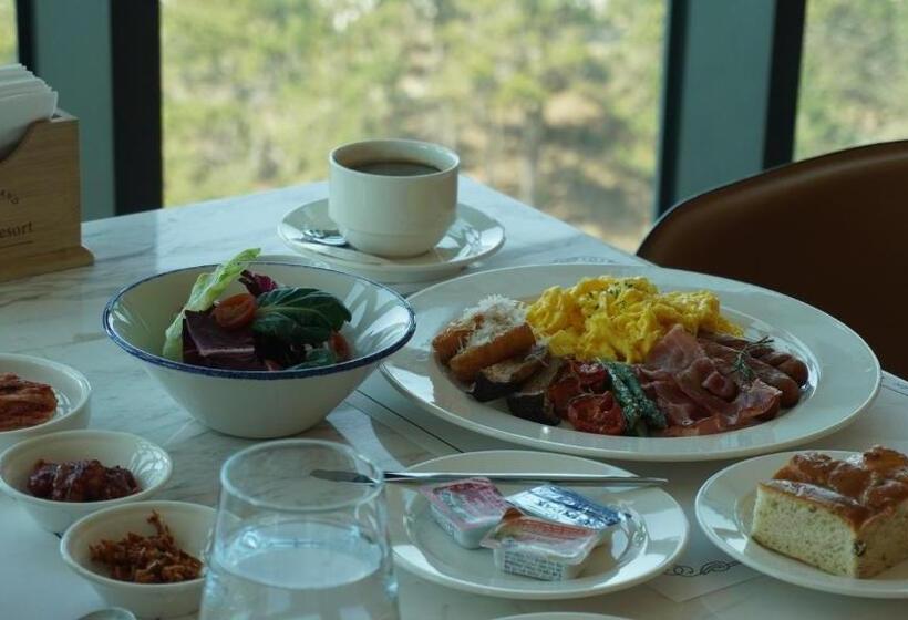 C One Resort Jaeundo