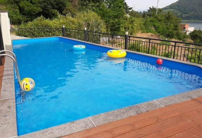 Changwon Gwaengibada Pension