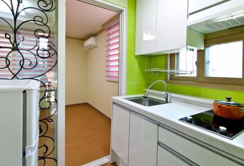 Boryeong Hub Pension