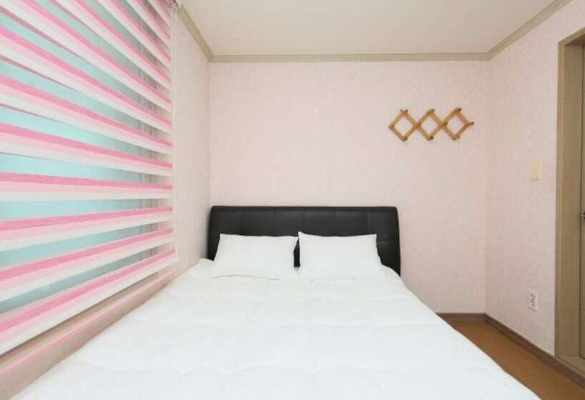 Boryeong Hub Pension