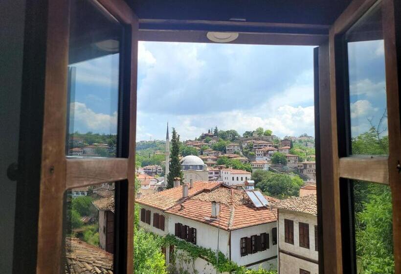 Fatma Hanım Konağı Butik Otel