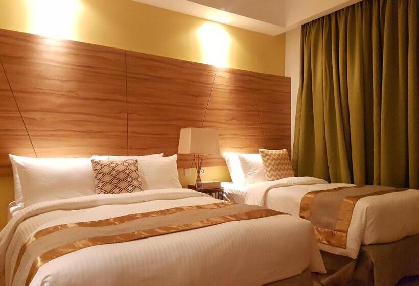 Ferra Hotel And Garden Suites