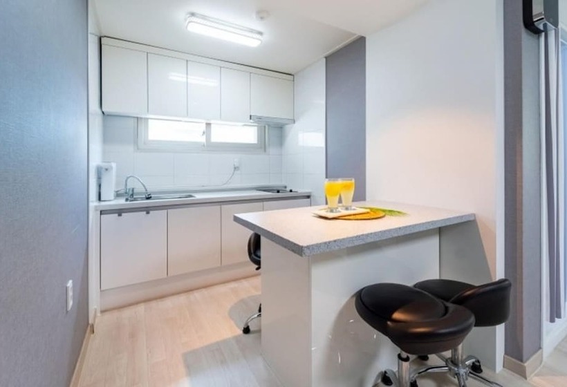 Geojedo Aquarius Dumo Spa Pension