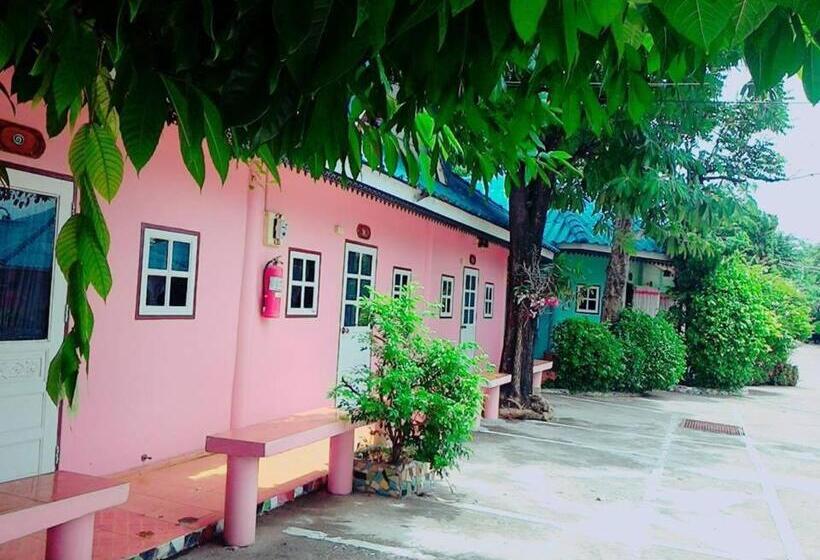 호텔 โรงแรม พี รีสอร์ท