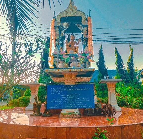 Отель โรงแรม พี รีสอร์ท