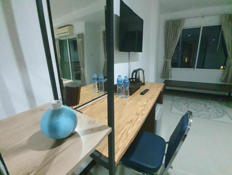 בית מלון כפרי At Home