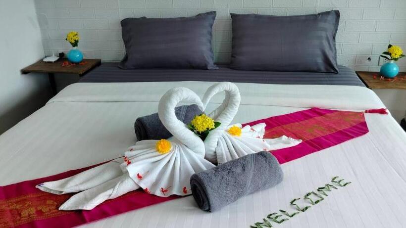 בית מלון כפרי At Home