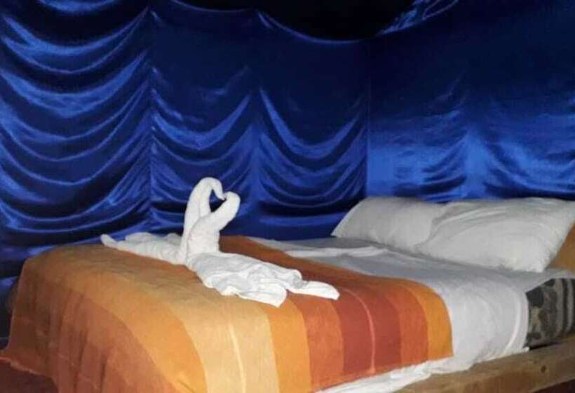 هتل Bivouac Chegri