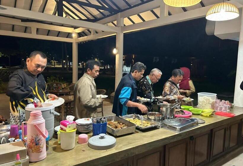 Отель Dewa Daru Resort