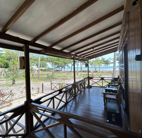 Отель Dewa Daru Resort