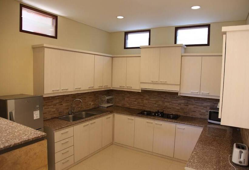 בית מלון כפרי Dreamscape Bali Villas By The Kunci