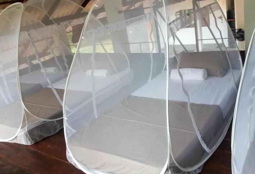 בית מלון כפרי Forest Edge Bungalow   Wilpattu