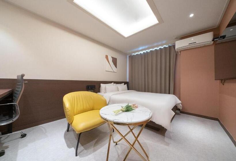 From H About Hotel Chunju