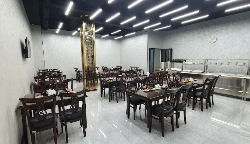 هتل G Ayrat Hoji Ota