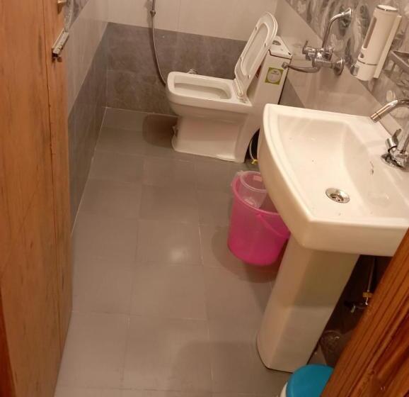 호텔 Gp Guest House Nainital   Excellent Customer Choice   Best Seller