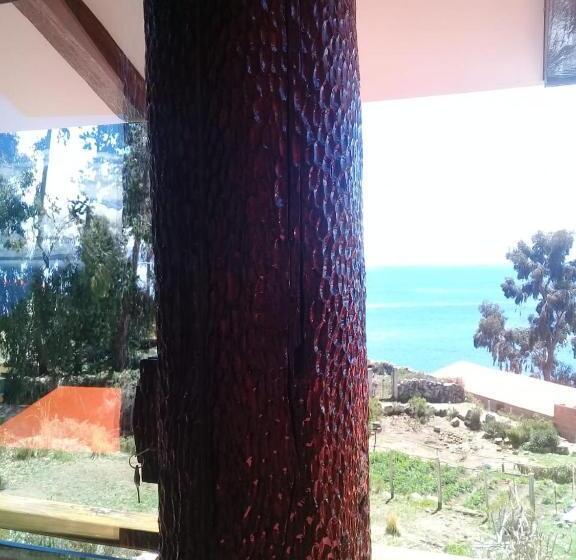 Отель Hostal Quilla Wasi Isla Del Sol