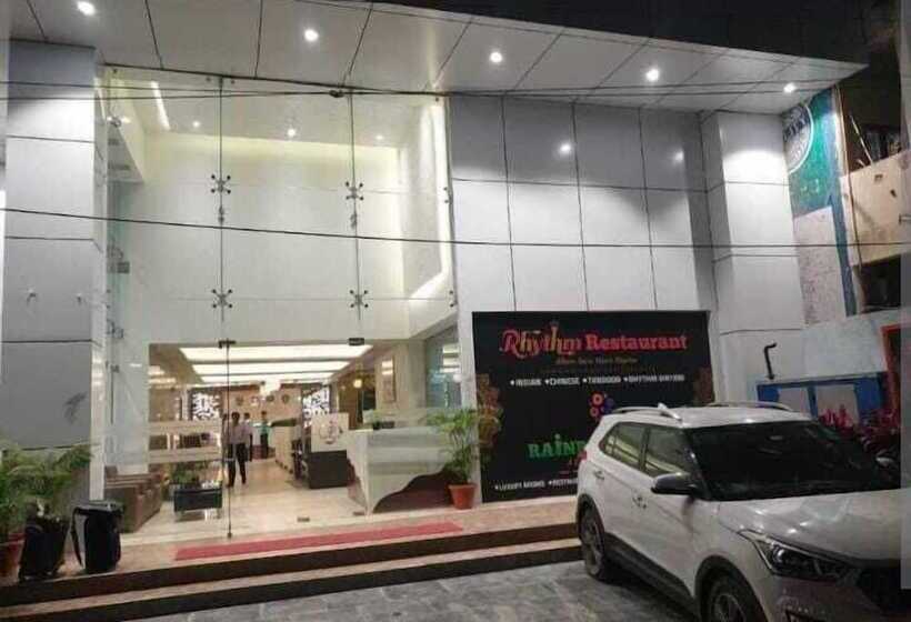 Iroomz Hotel Rainbow Bliss