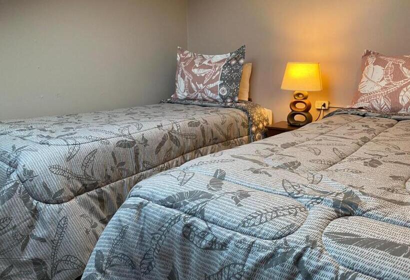 فندق Katarsy´s Hostel