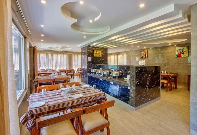 ホテル Katson Blue Manali