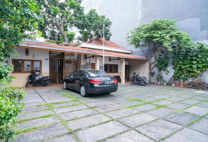 ホテル Koolkost Syariah At Kanwa Surabaya   Minimum Stay 30 Nights