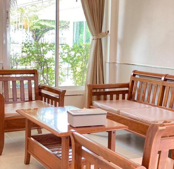 호텔 Laemsing Natural Beach Resort