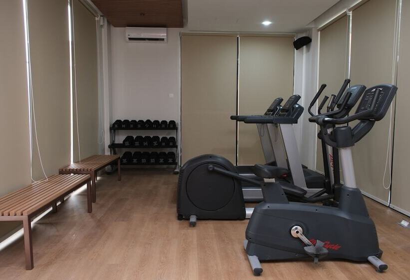 酒店 Marianna Resort & Convention Tuktuk Samosir