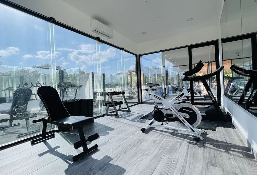 فندق Mayan Water