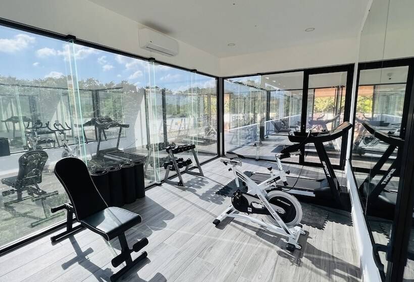 فندق Mayan Water