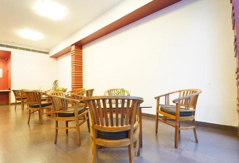 Отель Misty Gate