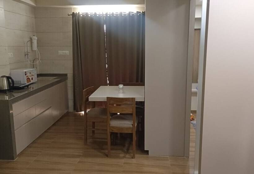 בית מלון כפרי Monville