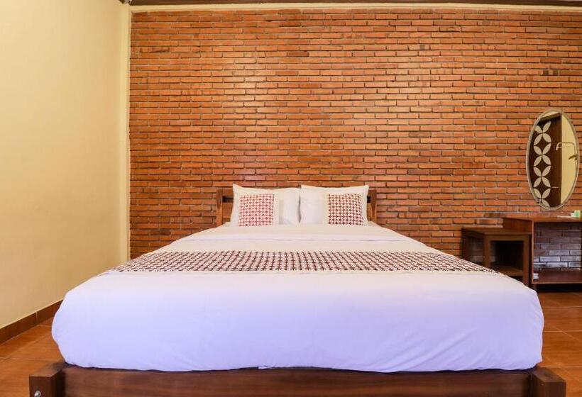 Отель Ndalem Ayem Syariah