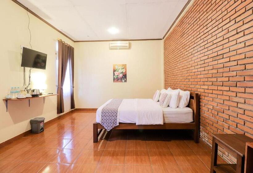 Отель Ndalem Ayem Syariah