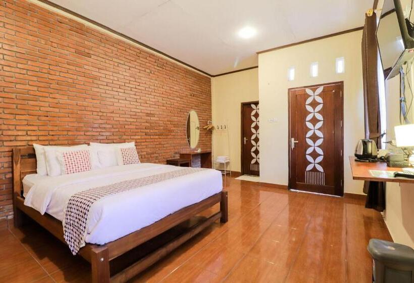 Отель Ndalem Ayem Syariah