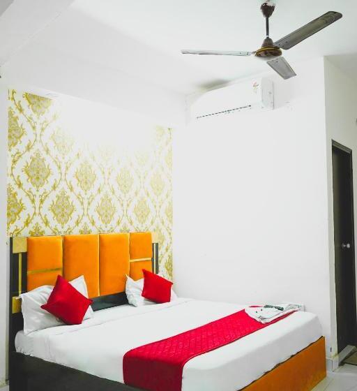 ホテル Shubham Paradise Noida 70