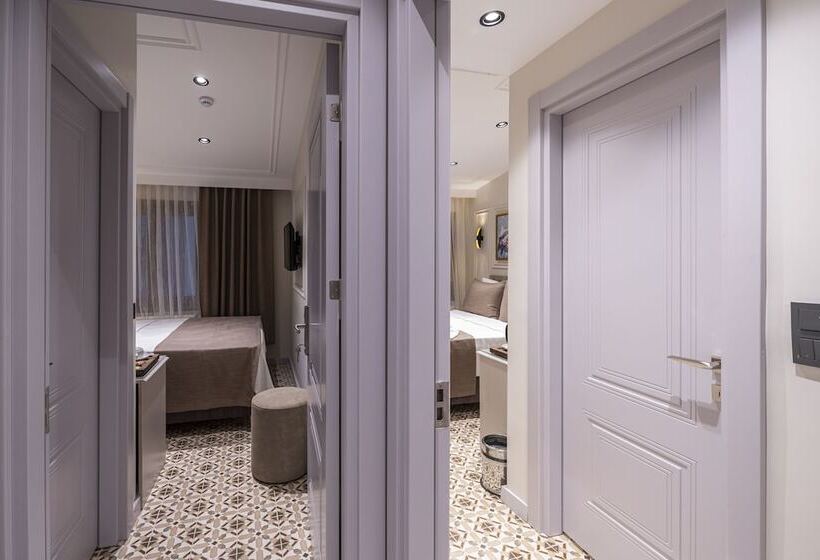 هتل Pera Luna Premium