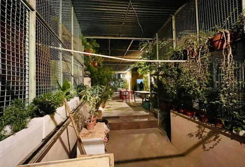 בית מלון כפרי Ratnakar Bhawan