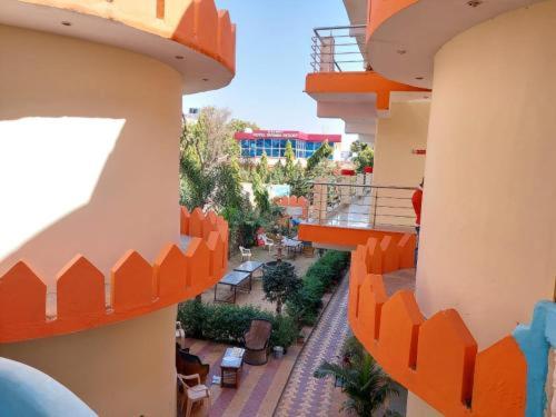 Отель Roopam Palace