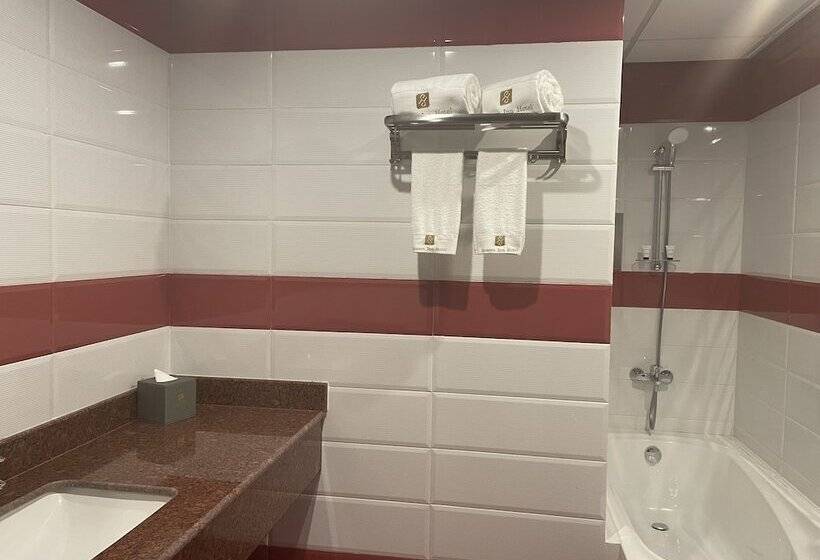 Season Inn Hotel_al Hail