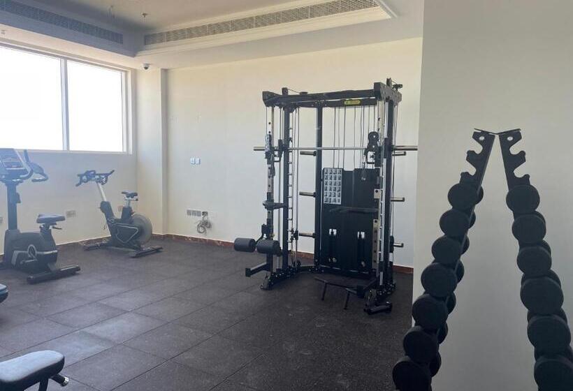 Season Inn Hotel_al Hail