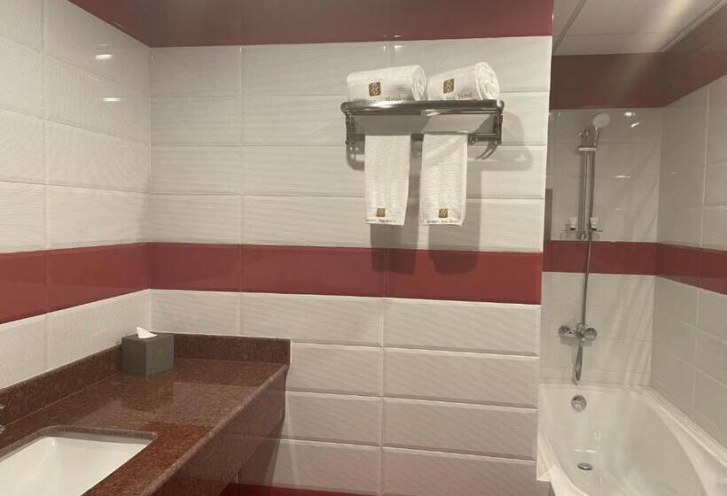 Season Inn Hotel_al Hail