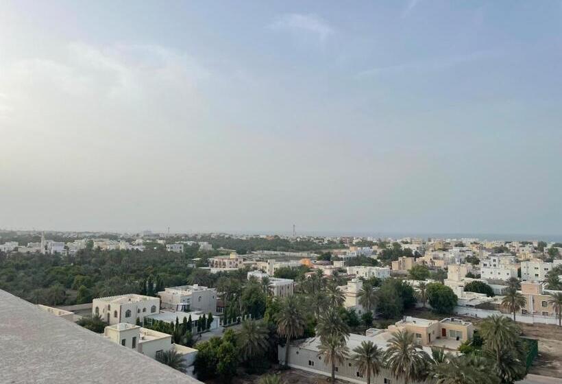 Season Inn Hotel_al Hail