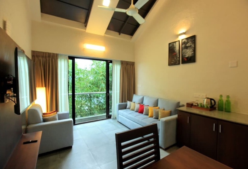 فندق Tea Terrain Resorts & Spa