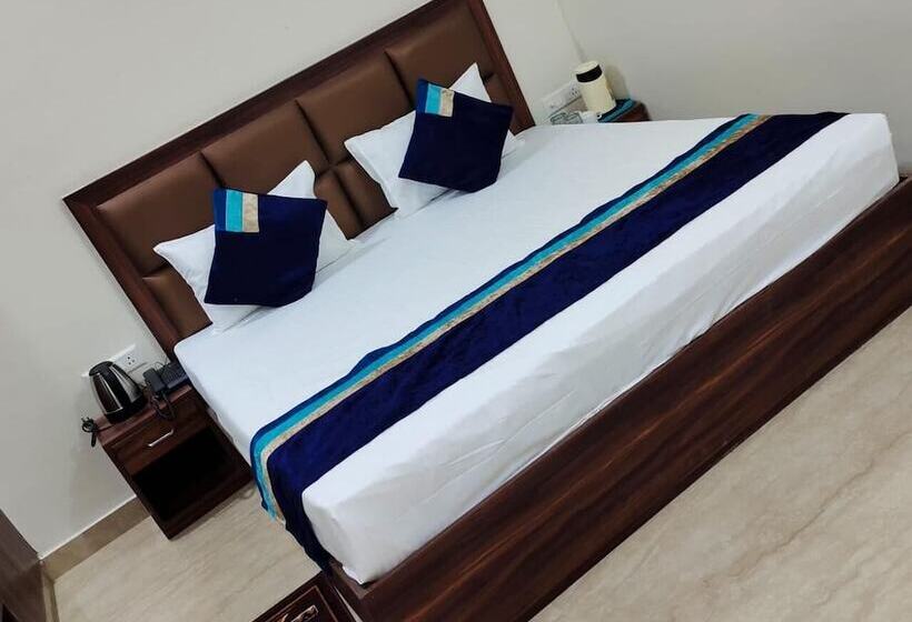 The Golden Taj By The Golden Taj Group & Hotels