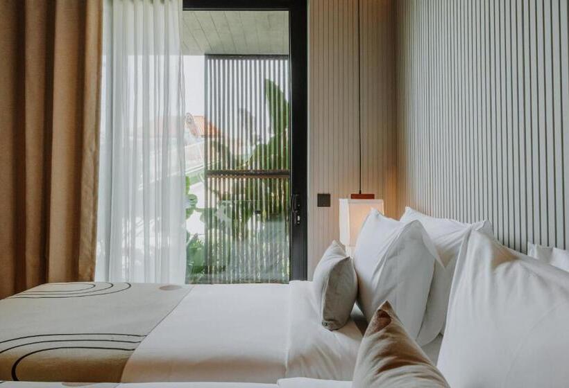 ホテル The Komu Canggu Bali