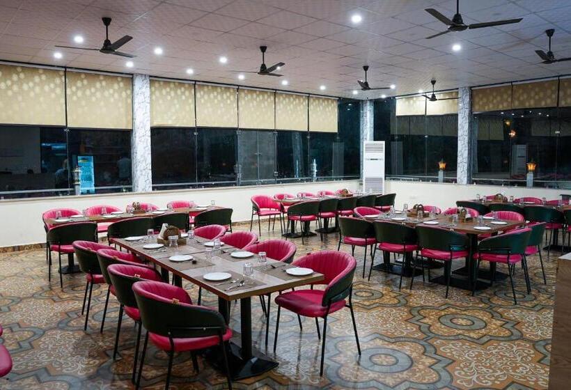 酒店 The Neeraj Naturecure On Ganga