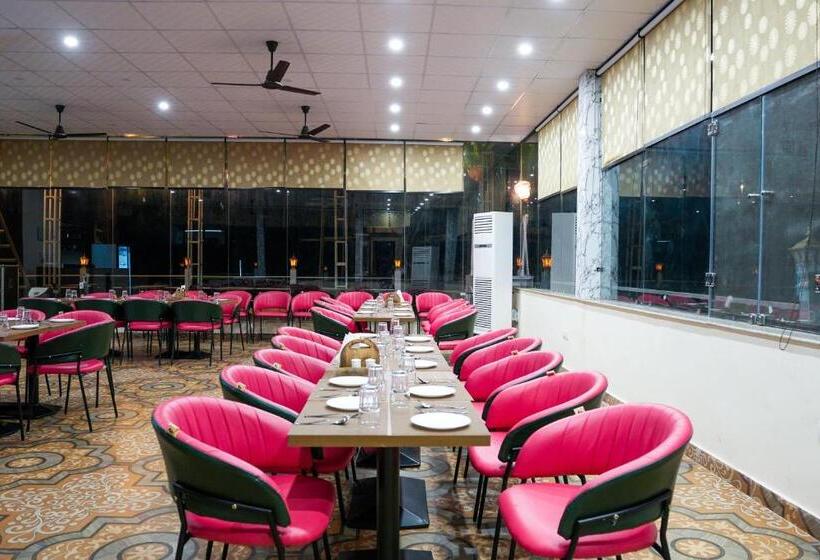 酒店 The Neeraj Naturecure On Ganga