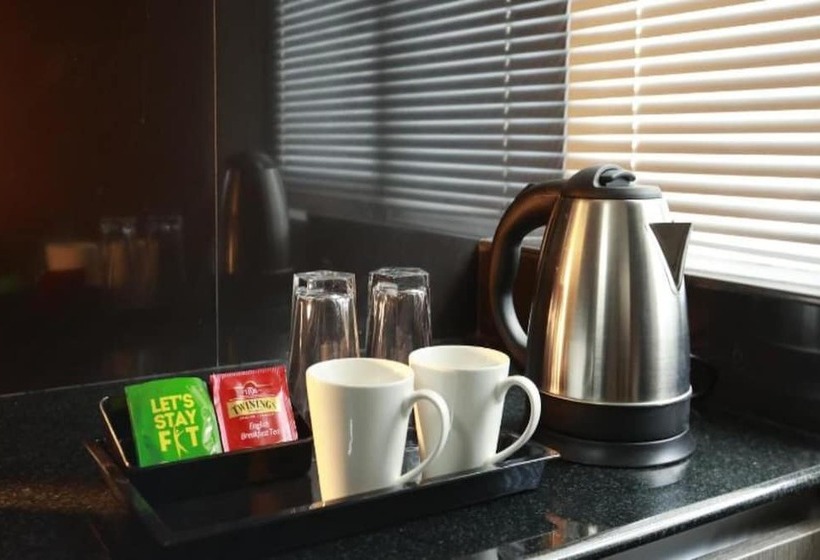 Отель Transit Suites By Grandwest